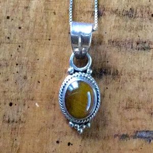 Sterling silver tiger eye pendant